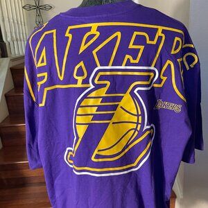 Men's Purple Yellow NBA Lakers T-Shirt Large Cotton NWT by New Era